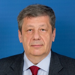 Аркадий Чернецкий