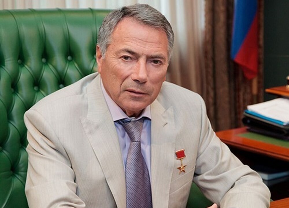 24702590001ILLUSTR_2x.jpg 24702590001ILLUSTR_2x.jpg