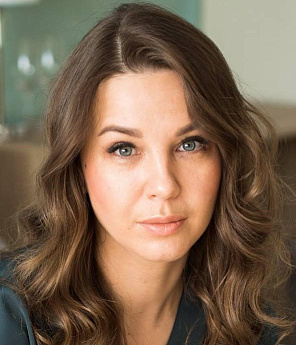 Екатерина Кустарникова