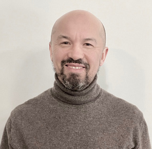 Азат Хасанов