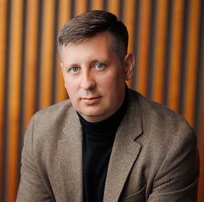 Дмитрий Попов