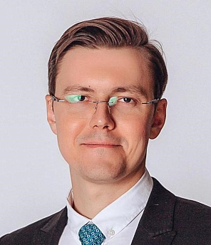 Михаил Иванов 