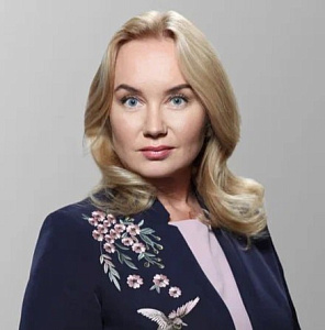 Елена Азарова