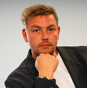 Максим Ефанов 