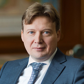 Антон Глушков