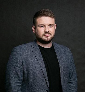 Артем Ефимов