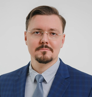 Михаил Иванов